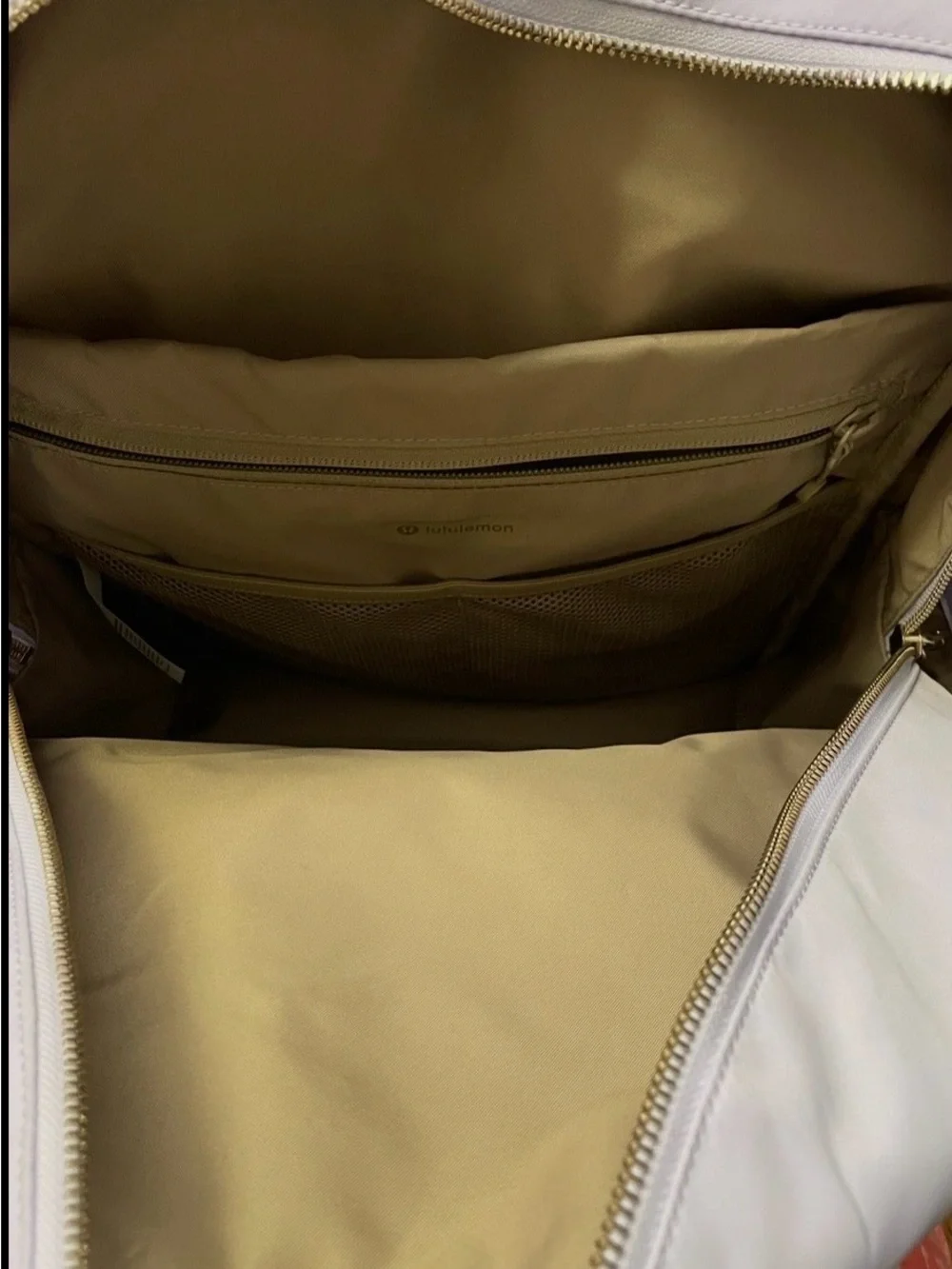 Lilac LULULEMON Everywhere Backpack 22L Metal Hardware - Picture 3 of 4